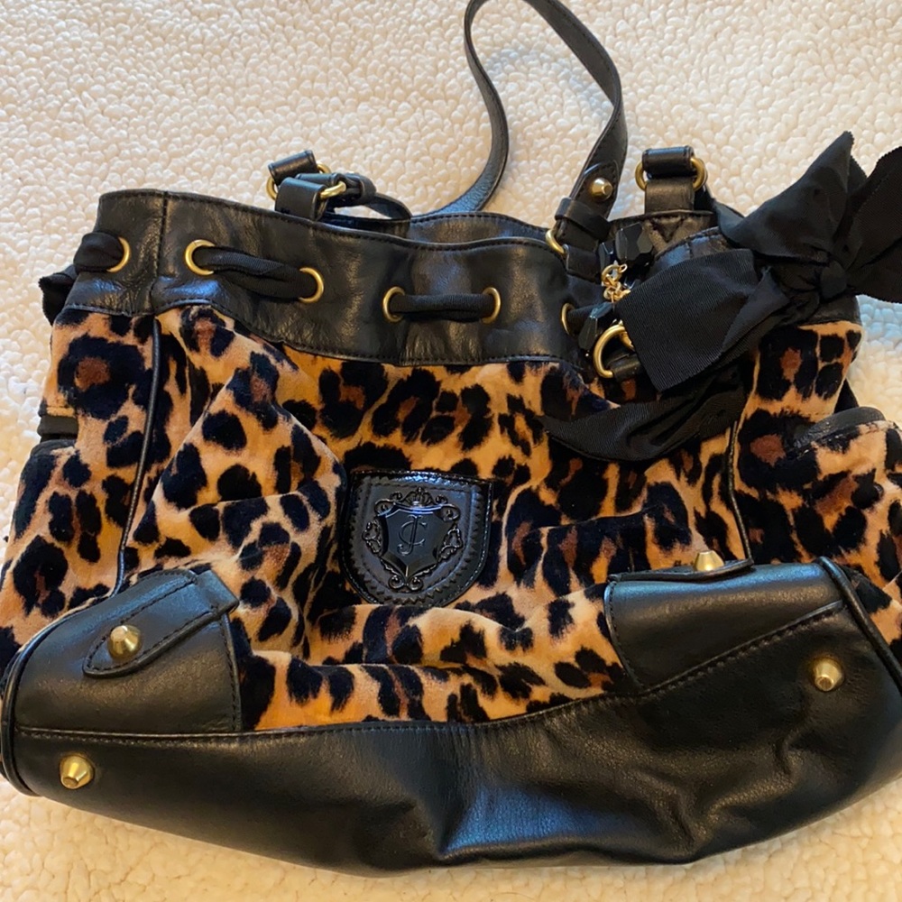 Juicy purse